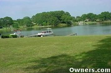 lake lot for adjacent lot. has pier