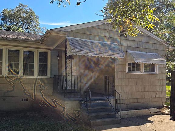 3rd image of 9607 Red Lane Dr