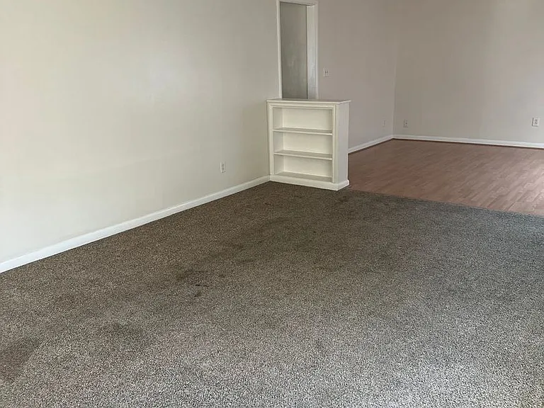 405 W Hazel St — Photo 9