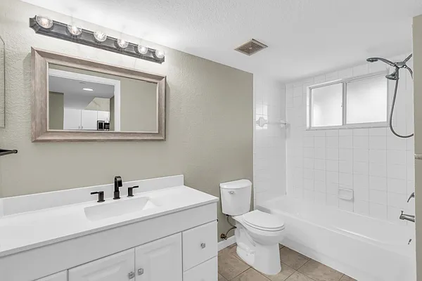 8271 Key Royal Cir #932 — Photo 15
