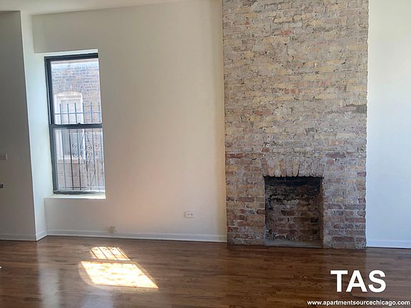 2nd image of 2835 W Medill Avenue # First Floor