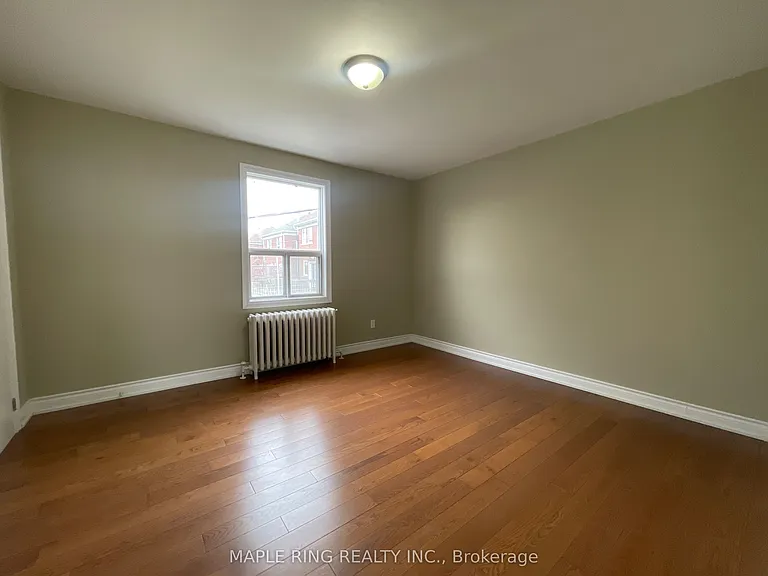12 Dwight Ave #7 — Photo 4
