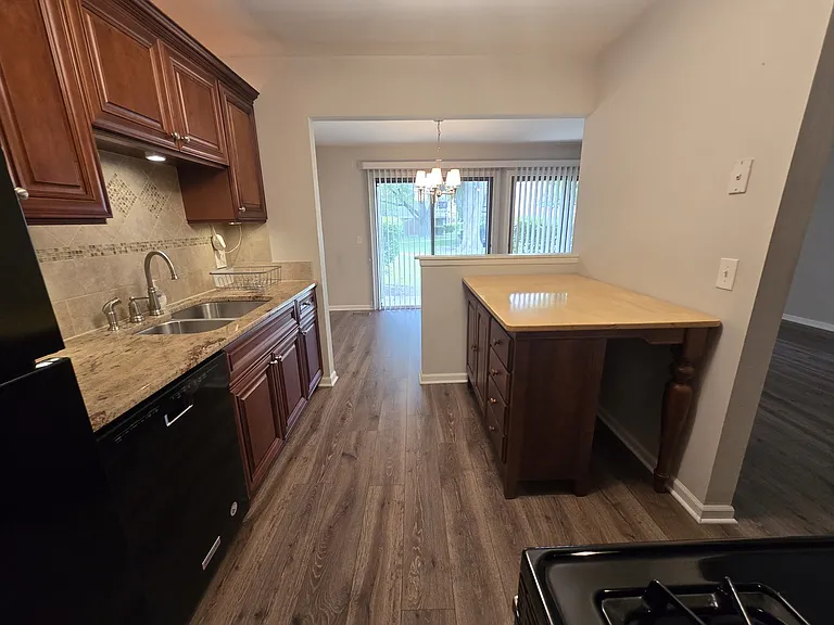 349 Newgate Ct #C1 — Photo 7