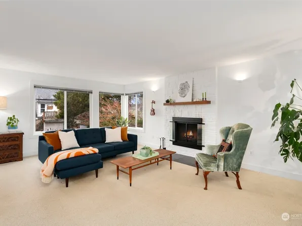 4310 Dayton Avenue N #201, Seattle, WA 98103