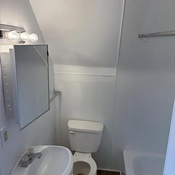 129 McGinnis Ave #3 — Photo 2