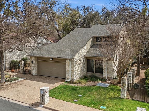 2nd image of 8101 Raintree Pl