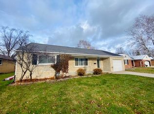 1128 Oregon St, Green Bay, WI 54303
