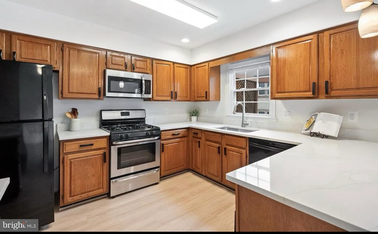 1 bed, $1,600 — Photo 3
