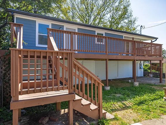 2nd image of 702 Snow St #102
