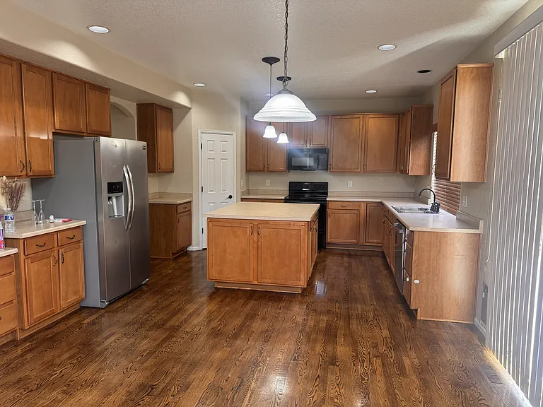 10044 Franklin St — Photo 2
