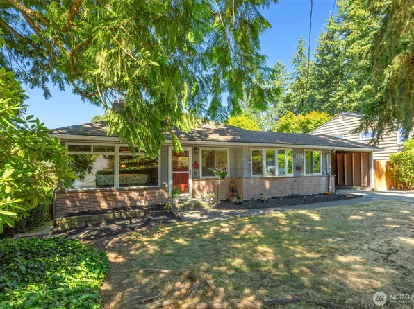 19005 104th Avenue NE, Bothell, WA 98011