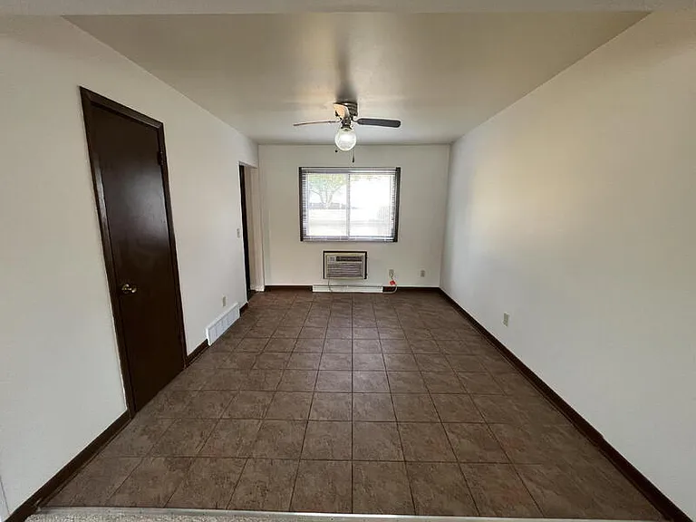 536 Melody Ln #1 — Photo 4