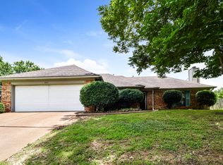 4360 Breeds Hill Dr, Memphis, TN 38125