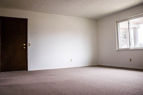 3rd image of 915 S Chapel St APT 3