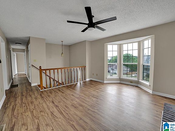 5th image of 1861 Pebble Lake Dr