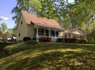 4703 Rolling Hill Dr, Tobaccoville, NC 27050
