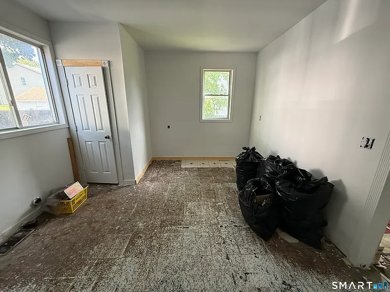 171 Prospect St — Photo 4