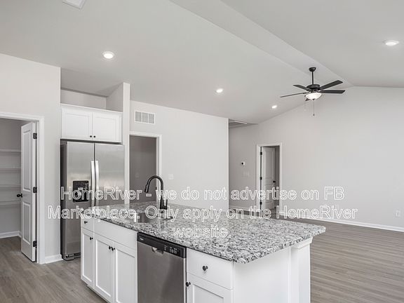 5th image of 426 Chedworth Dr