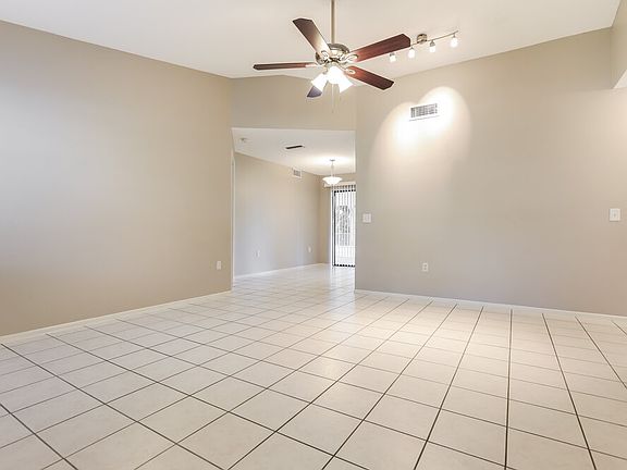 5th image of 1545 Deer Hollow Blvd