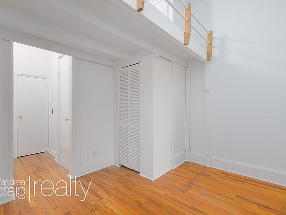 4th image of 233 5th Ave APT 1L