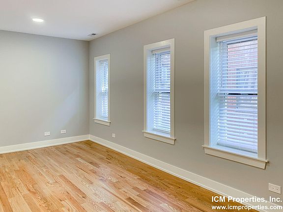 4th image of 354 W Dickens Ave #2109-2B