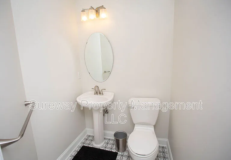 130 Mount Vernon Ct — Photo 16