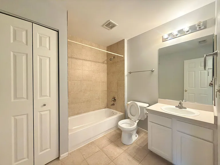 11 S Oakhurst Dr — Photo 14