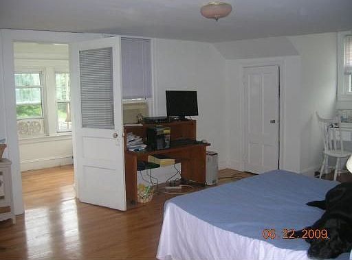 2nd image of 1559 Smith St