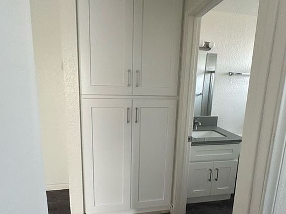 4th image of 7334-JJ Apartments #7334