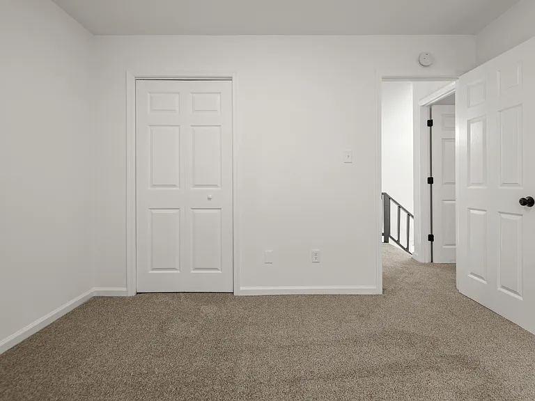 7311 John Elizabeth Pl — Photo 37