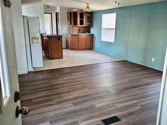 5th image of 14916 Dobush Dr
