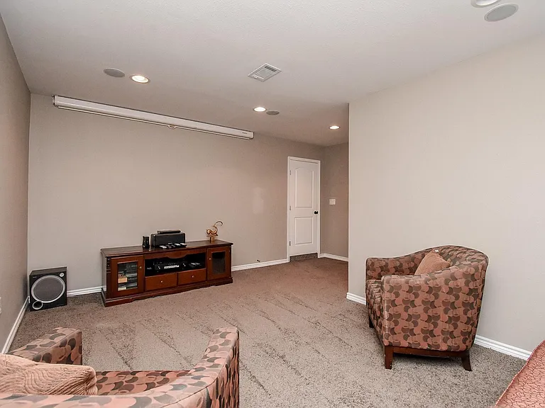 10106 Cypress Path — Photo 37