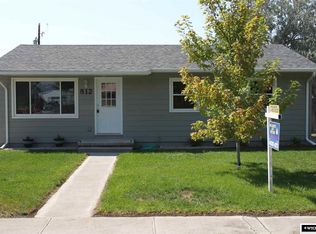 812 S 16th St, Worland, WY 82401