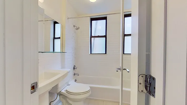 Rented by Compass | media 12