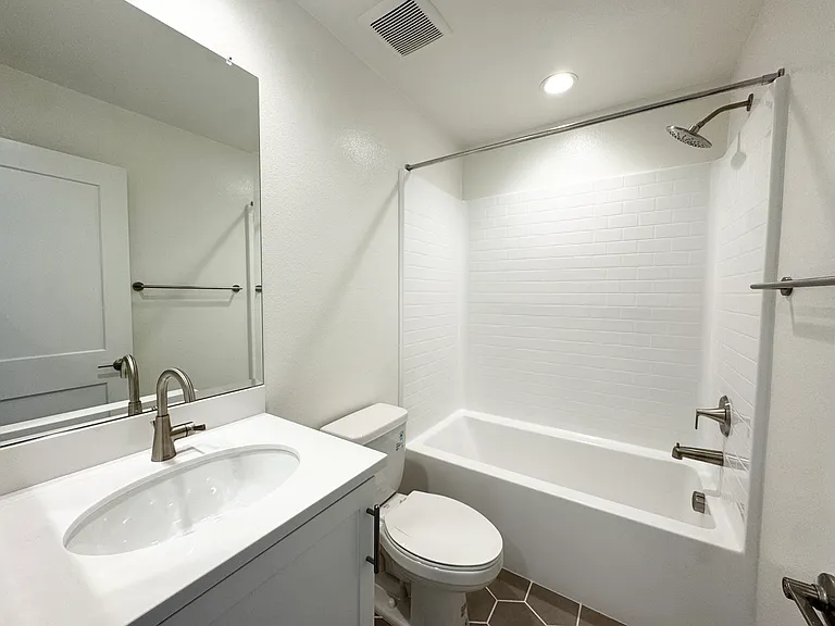2554 Delphinium Ln — Photo 25