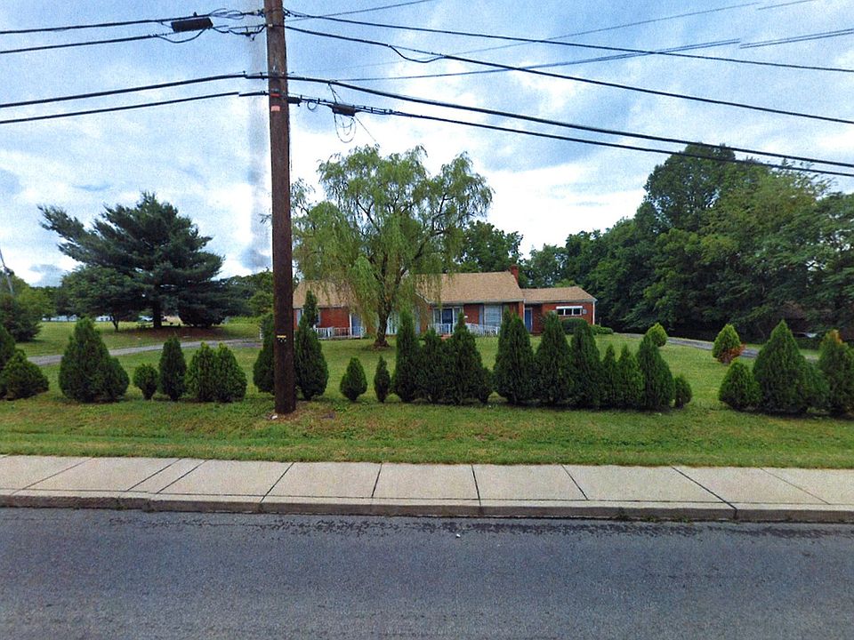 1st image of 2305 Eastland Ave
