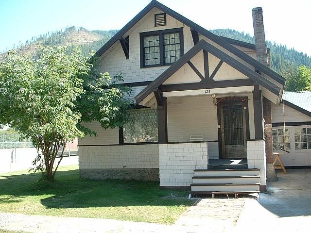 1st image of 128 Cypress St