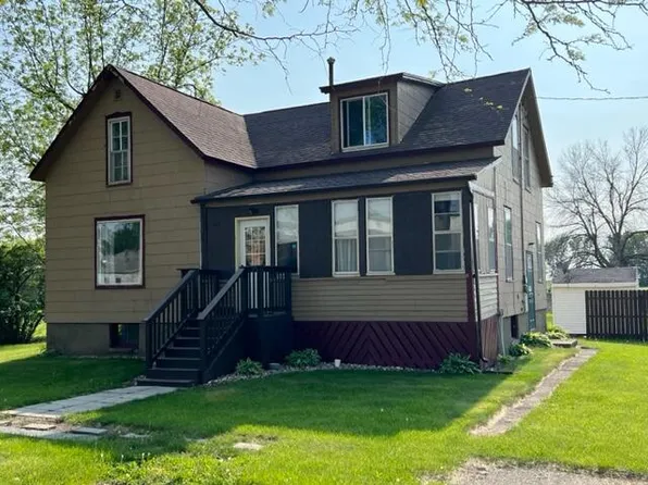 207 May St, Radcliffe, IA 50230