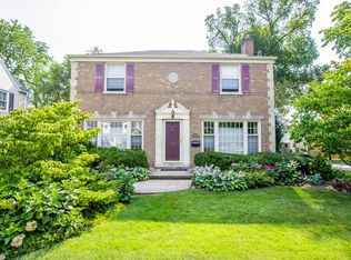 175 S Fairview Ave, Elmhurst, IL 60126