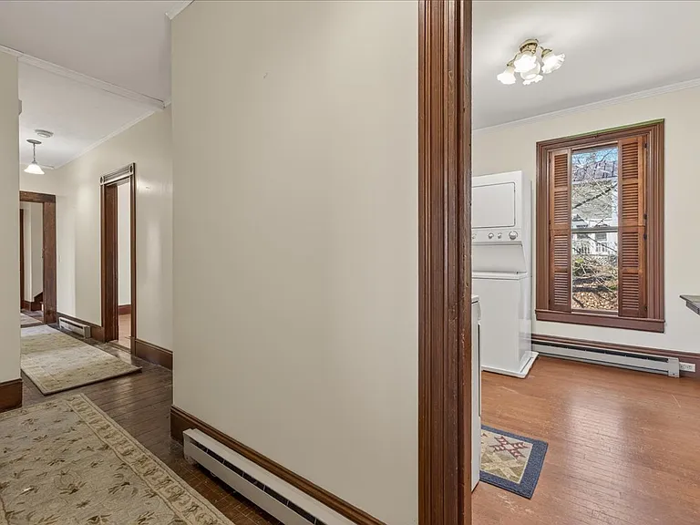 31 Franklin St #B — Photo 19