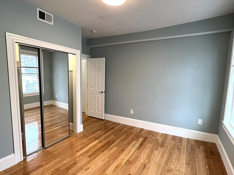 73 Pearl St #1 — Photo 7