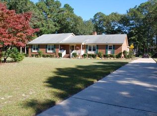 2611 Old Plantation Dr, Kinston, NC 28504