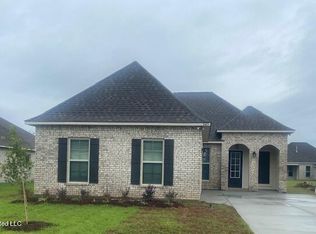 843 Leeward Dr, Biloxi, MS 39532