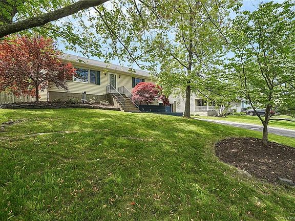 3rd image of 346 Butternut Dr