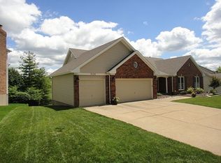 3128 Tollgate Rd, Saint Louis, MO 63129