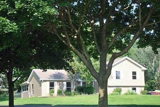 1st image of 7N970 Dogwood Ln