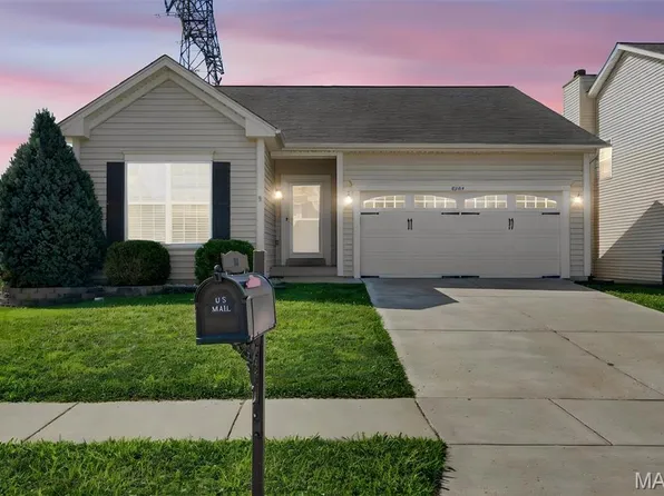 3224 Stowe Lndg, Saint Charles, MO 63301