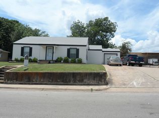 2217 Eden Ave, Haltom City, TX 76117