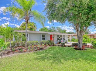 1355 Rordon Ave, Naples, FL 34103