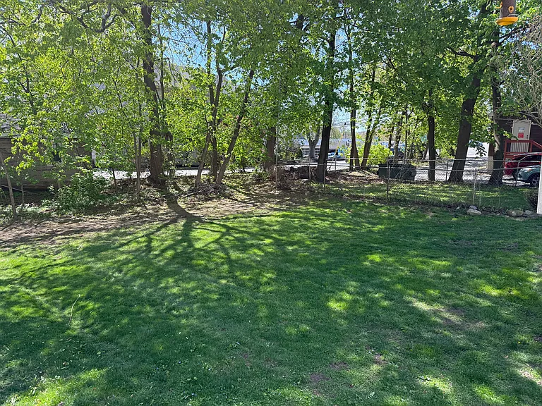 20 Maple Ave — Photo 10